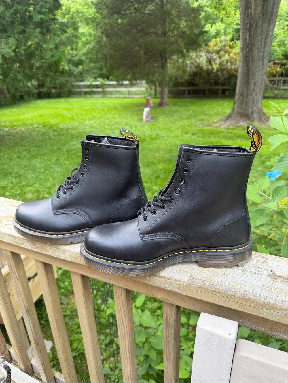 Dr. Martens authentic dr